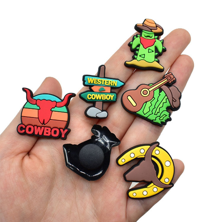cute animal shoe charms 24 styles boy cows shoecharms buckle reusable soft garden shoe accessories fashion DIY