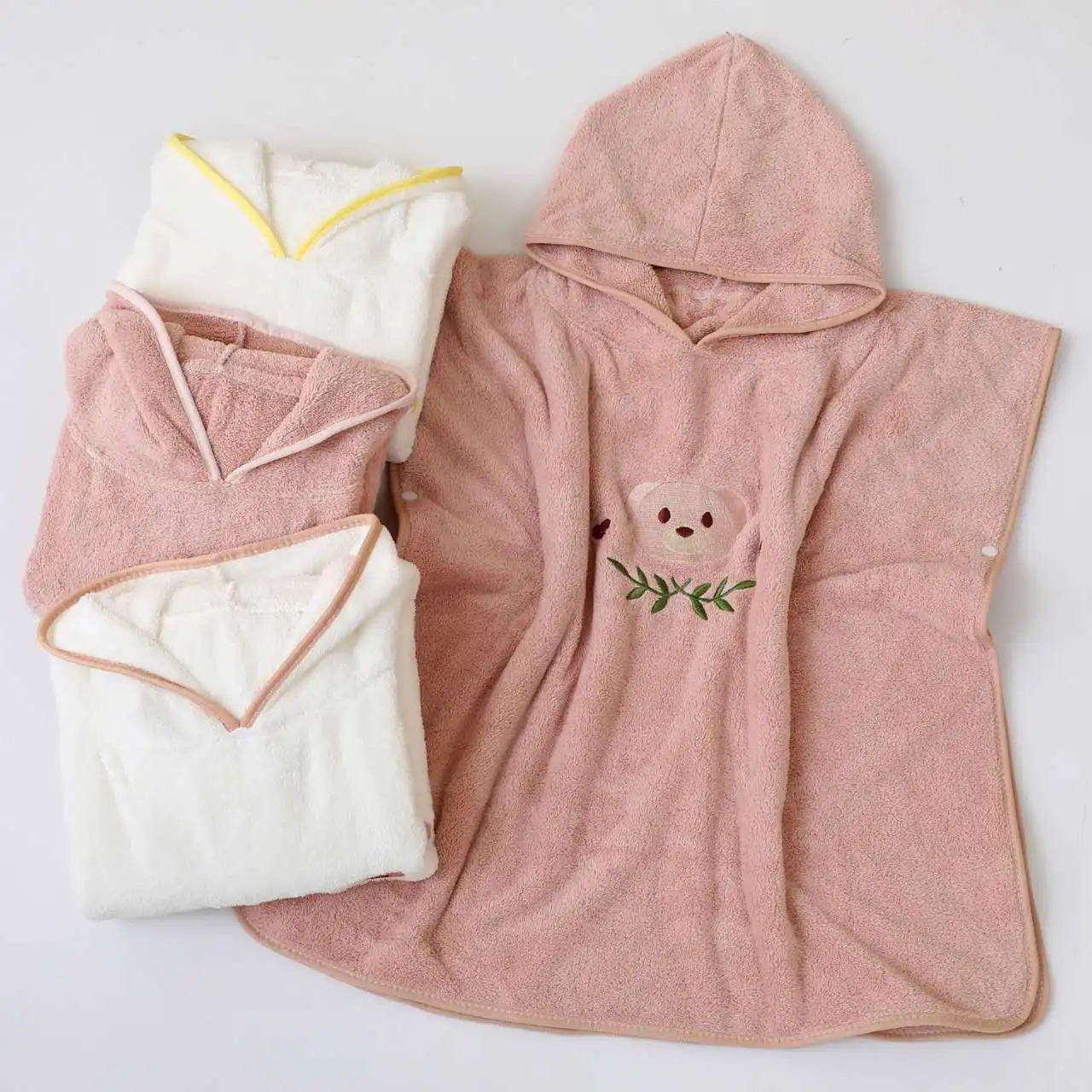Baby Bath Towel Hooded Soft Coral Velvet Child Bathrobe Cute Cartoon Animal Warm Toddler Sleeping Swaddle Wrap Blanket 241230