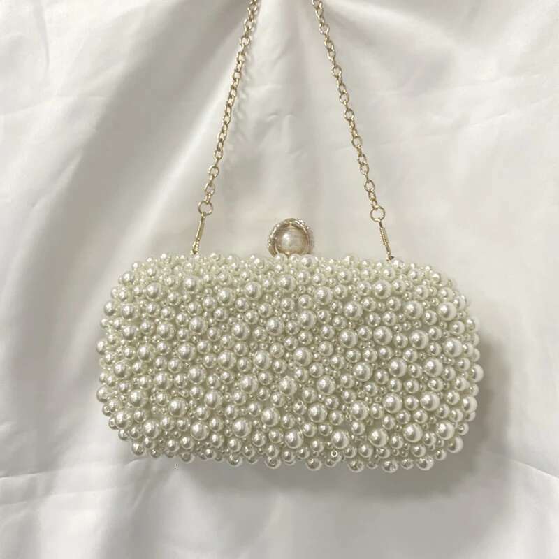 Women Pearl Clutches Noble Crystal Beaded Evening Wedding Clutch With Chain Handbags Designer Bag Party Purse