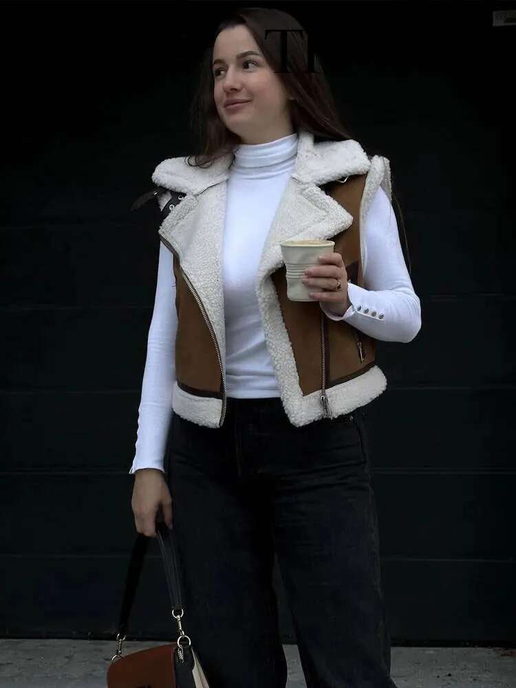 TRAFZA 2024 Winter Fashion Thickened Warm Zipper Jacket Imitation Leather Lamb Wool Patchwork Women's Slim Vest Y2k
