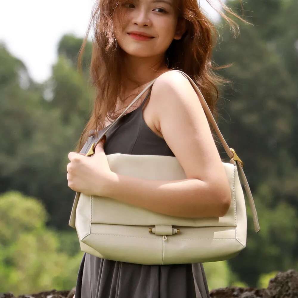 AIGO New Trendy Handbag Large Capacity One Shoulder Underarm Bag Crossbody Commuter Bags For Women