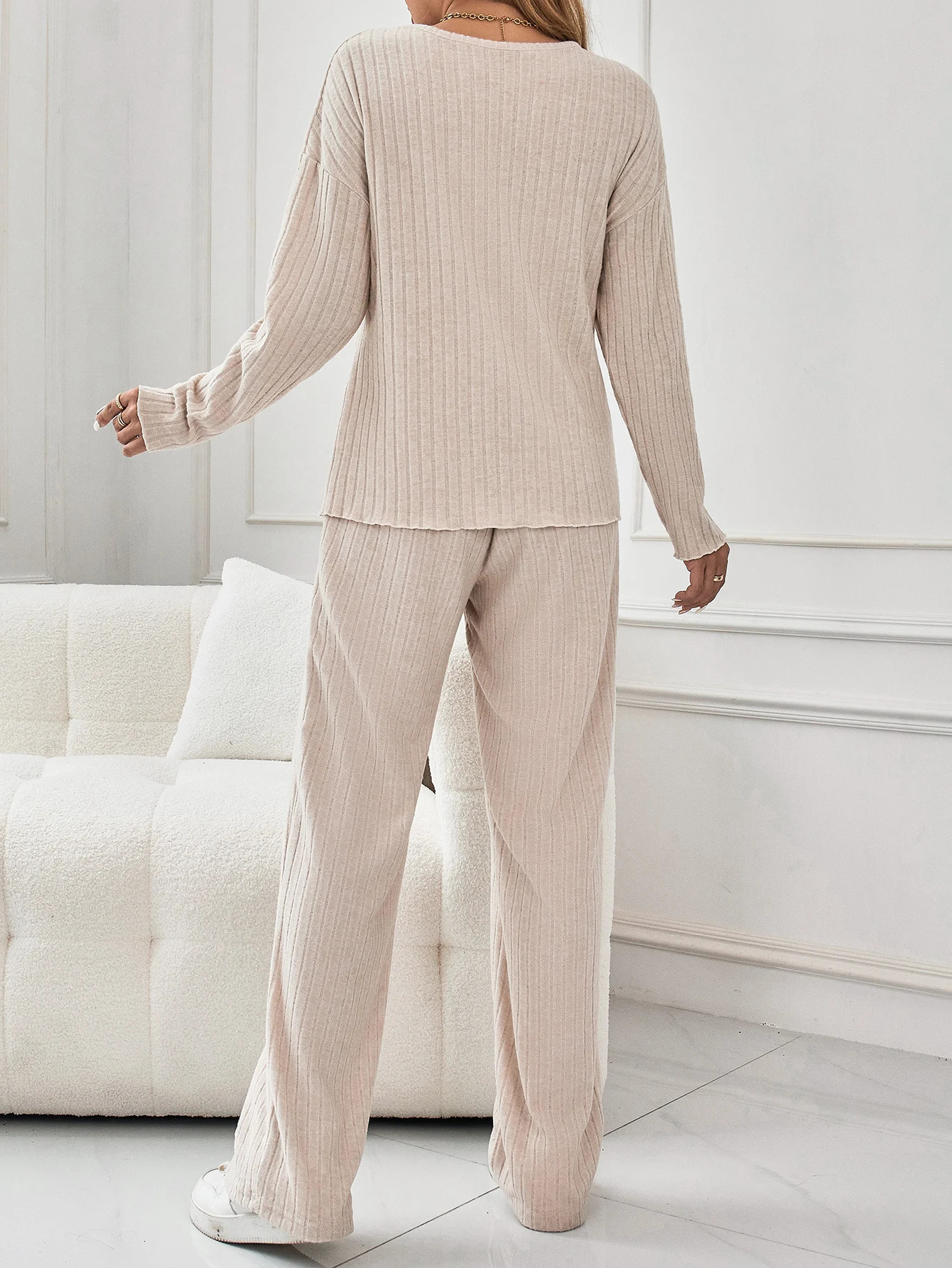 Womens Solid Two piece Set with V Neck Long Sleeve Tops Drawstring Jogger Pants Soft Comfort for Casual Chic Style 250106