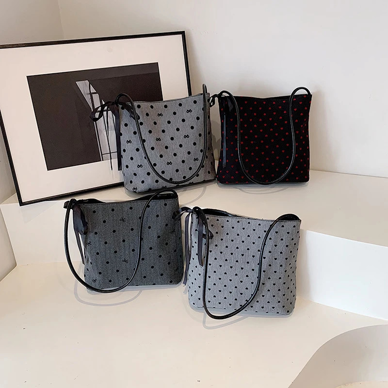 Simple And Fashionable Vintage Retro Casual Printed Bake Shop Bags 250106