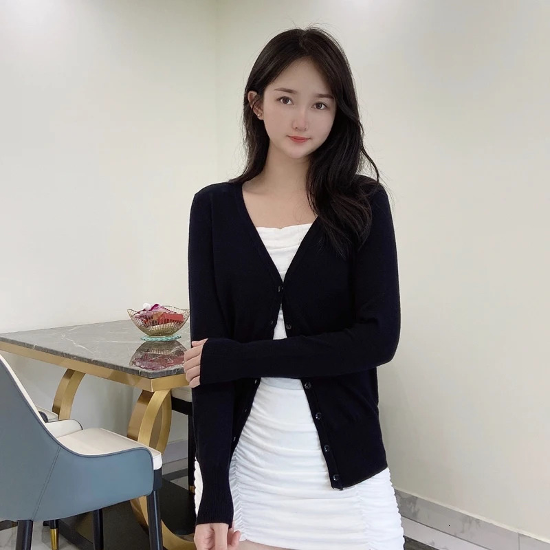 Korean Fashion Black Cropped Blouses Cardigan Female Clothing Sweaters Jersey Long Sleeve Top Womens Coat Spring Style 250108