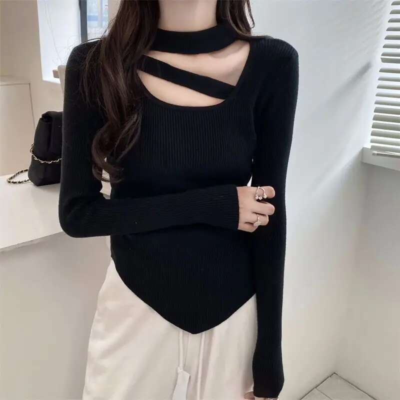 2025 New Autumn Winter Slim-Fitting Halterneck Round-Neck Bottoming Sweater For Women With Irregular Long-Sleeved Top