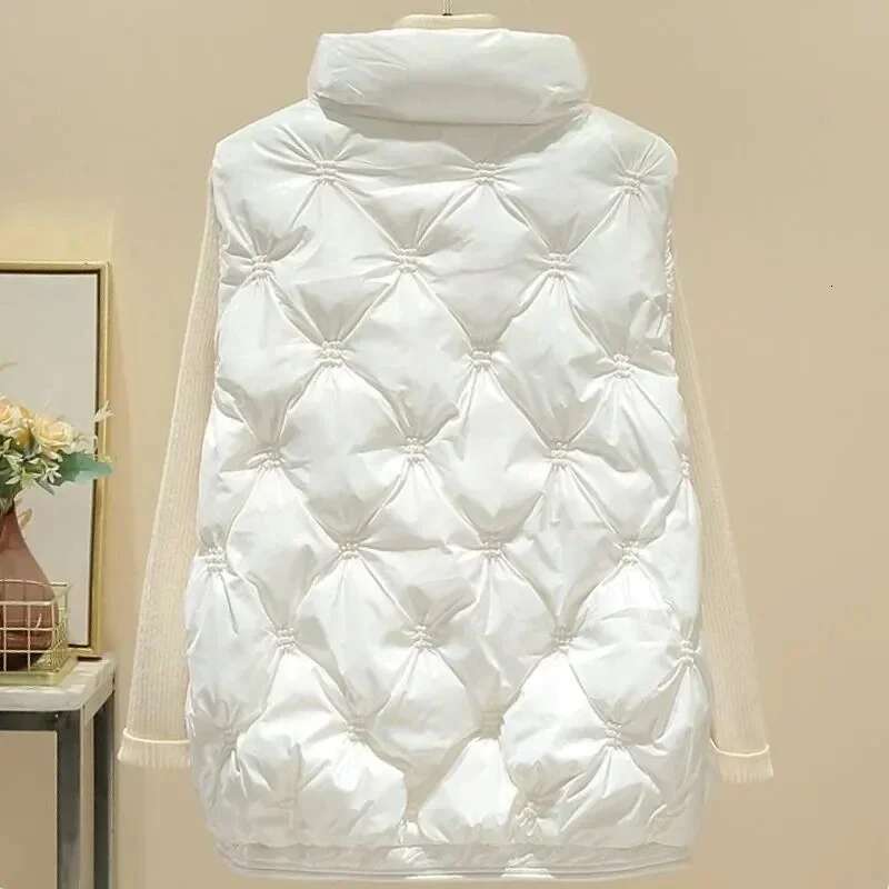 New Autumn And Winter Women's Vest 2025 Stand Up Collar Sleeveless Warm Jacket Casual Designer Jacket
