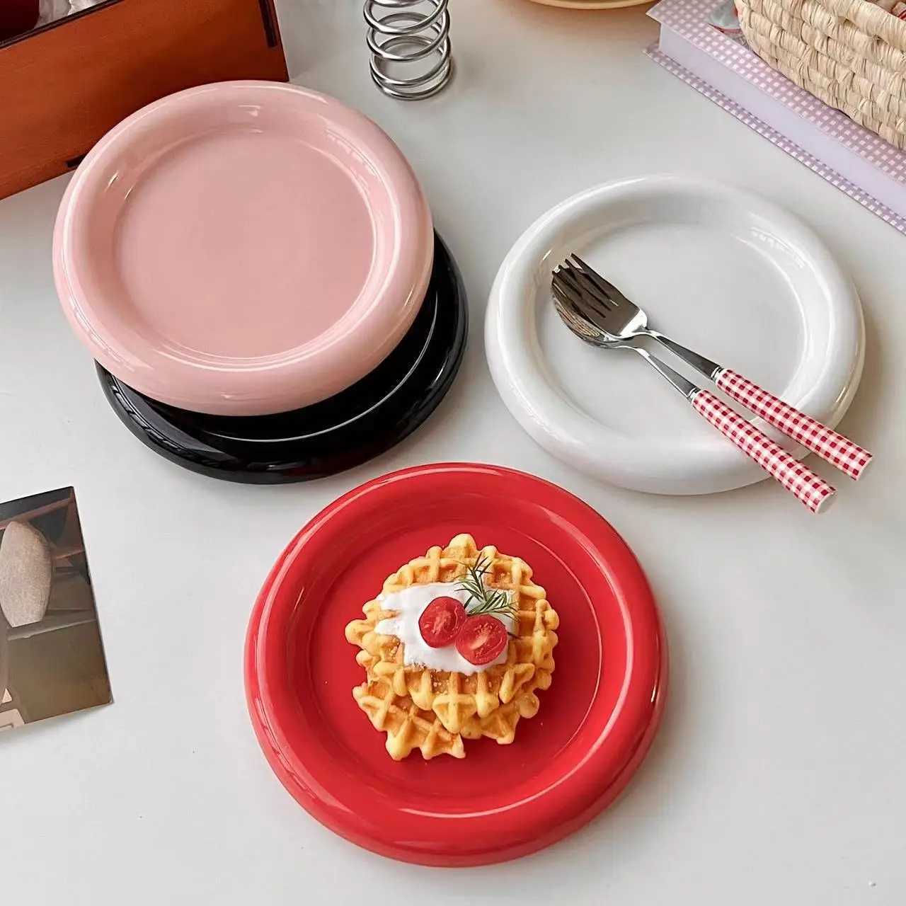 Dishes Plates Circular ceramic board with thick edges for Western cuisine creative steak Nordic tableware ceramic board for main dishes kitchen utensi