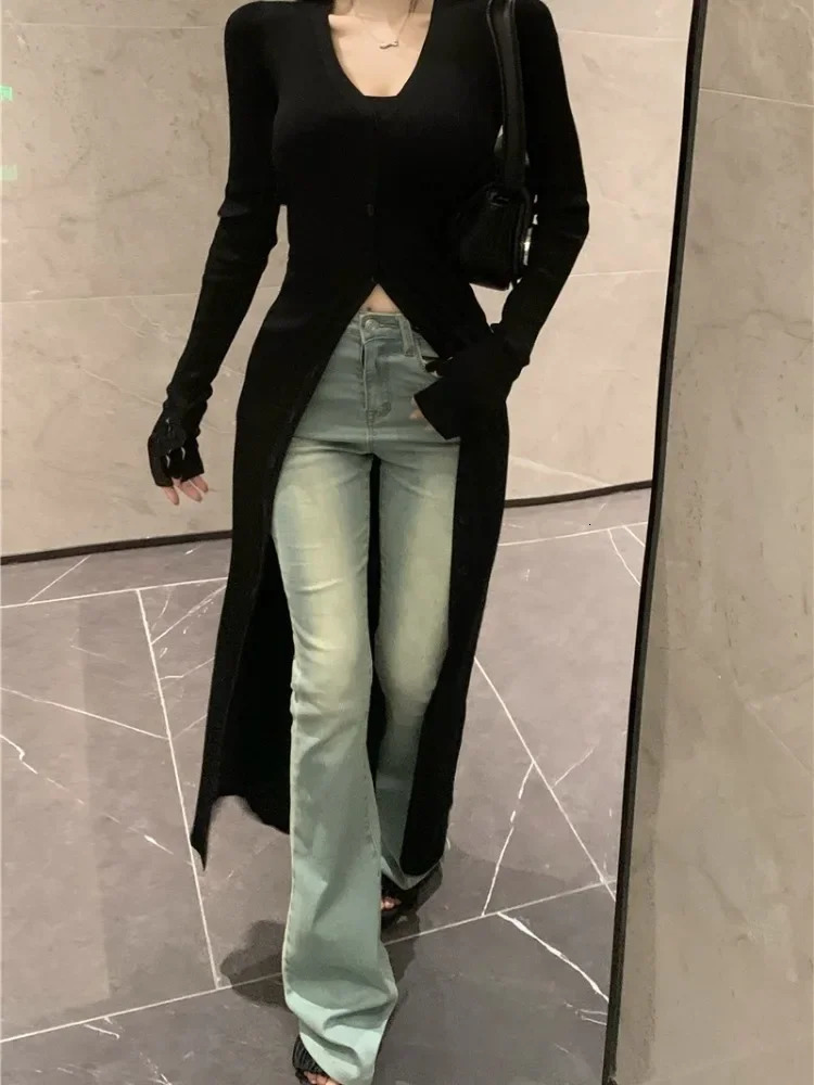 Lazy Vintage V-neck Black Cardigan Women Autumn Slim Fit Sun Protection Tops Y2k E- Long Sleeve Knitted 250106
