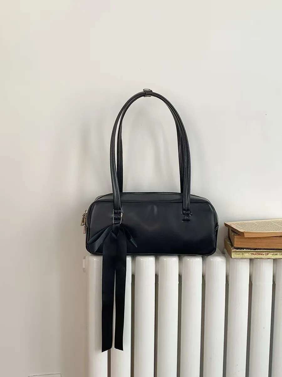 New Niche Design Bow Decorative Pillow Girls Cute Small Fresh Underarm Casual Simple Handbag Trendy Fashion Shoulder Bag