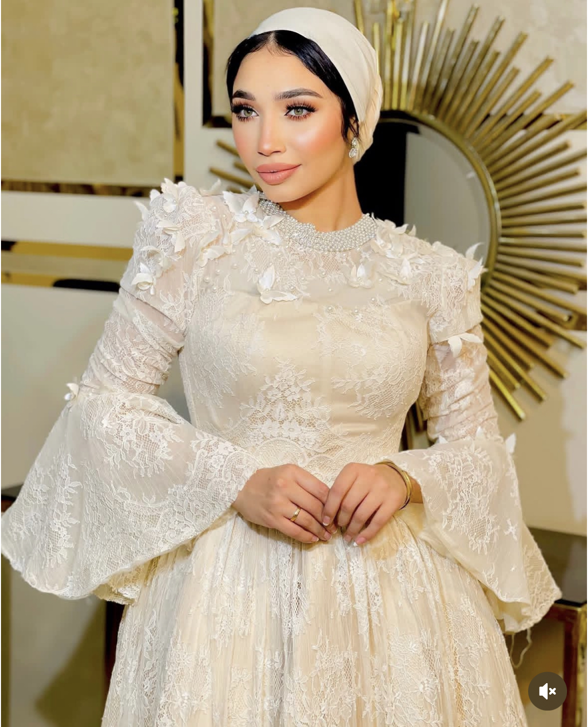 Modest Arabic Muslim Lace Prom Dresses With Flare Sleeves Butterfly Appliques Pearls Beaded Jewel Neck A-Line Floor Length Evening Gowns For Women