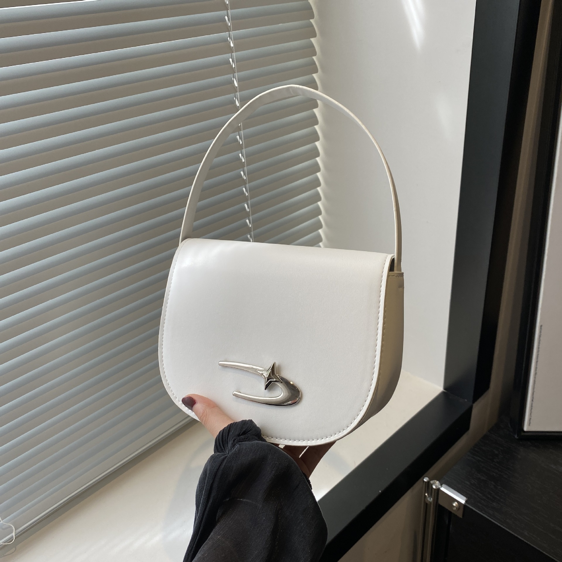 Bag Ladies' Crossbody Fashionable And Beautiful 2024 Casual Personalized Trend New Small Square Shoulder Ladies' Bag