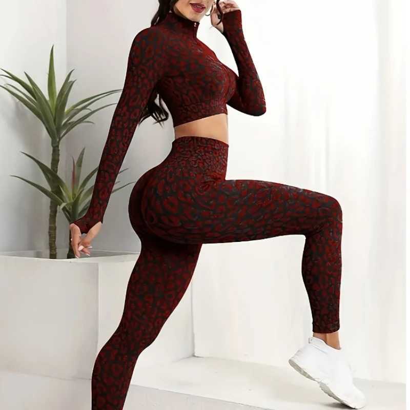 Womens Leopard Print Yoga Suit 2-Piece Athletic Set High Waist Leggings and Crop Top Stretchy Sportswear Quick-Dry FitnessXJ250109