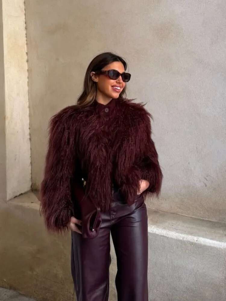 Classic Faux Fur Knitted Coat Vintage Fashion Fluffy Overcoat Round Neck Elegant Women Plush Outwear Winter Streetwear