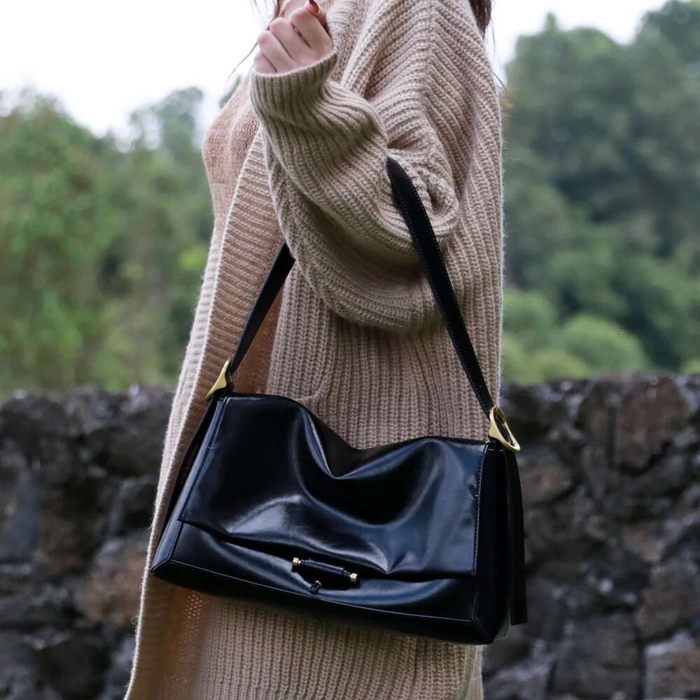 AIGO New Trendy Handbag Large Capacity One Shoulder Underarm Bag Crossbody Commuter Bags For Women