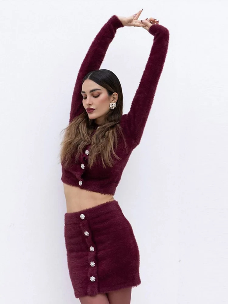 Casual Velvet Womens Two Pieces Set Chic O Neck Singlebreasted Cardigan Hip Package Mini Skirt Vintage Soft Lady Burgundy Suit 250106