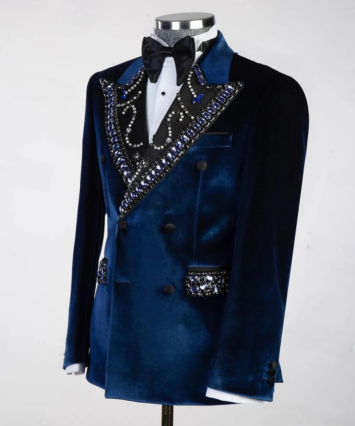 Luxury Men Wedding Suits Notched Lapel Groom Wear Velvet Tuxedos Business Jacket Double Breasted Evening Party Custom Made Only Blazer