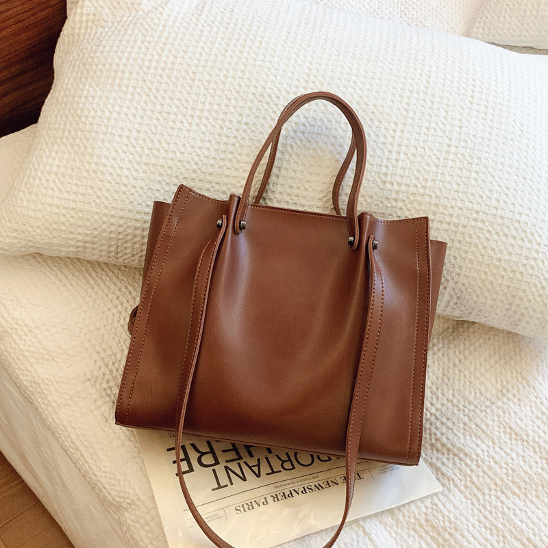 Bag Internet Celebrity Tote For Women 2024 New Winter Simple Texture Shoulder Large Capacity Commuting Armpit Bag