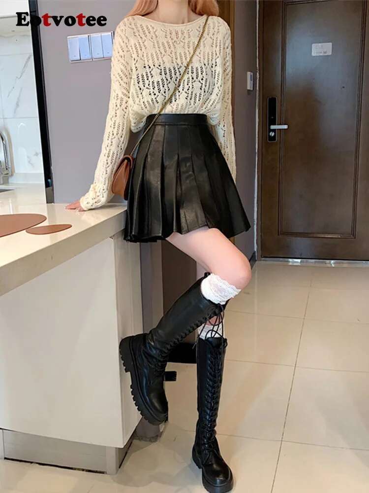 Streetwear Fashion Solid Women Casual High Waist Pleated A E 2024 New Autumn Winter Leather Short Skirt