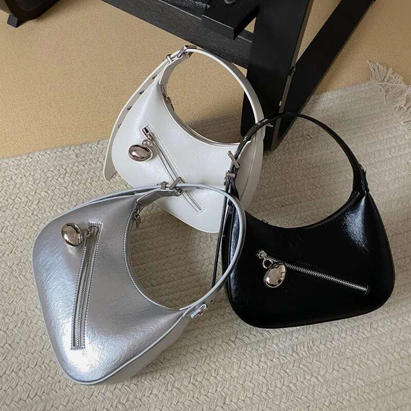 PU Small Ball Crescent Armpit 2024Ins Hot Girl Style Crossbody Saddle Niche Design Sier Texture Shoulder Bag