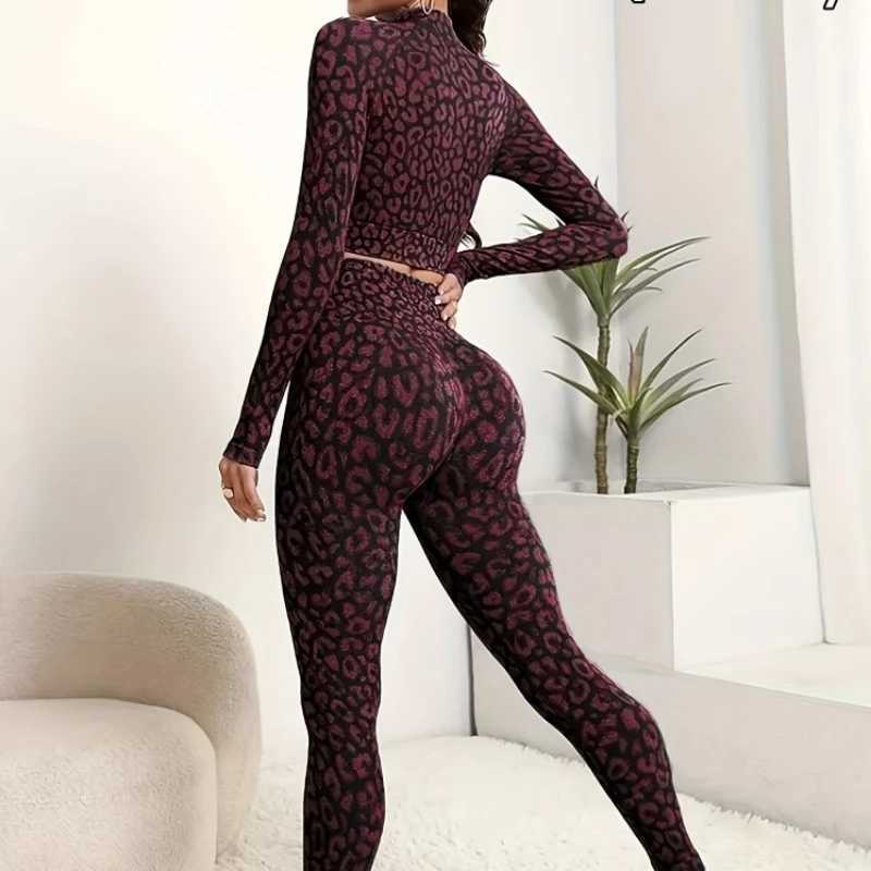Womens Leopard Print Yoga Suit 2-Piece Athletic Set High Waist Leggings and Crop Top Stretchy Sportswear Quick-Dry FitnessXJ250109