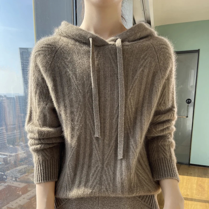 Classic womens 100% pure wool hooded sweater fashionable and soft knit pattern highquality long sleeved top 250108
