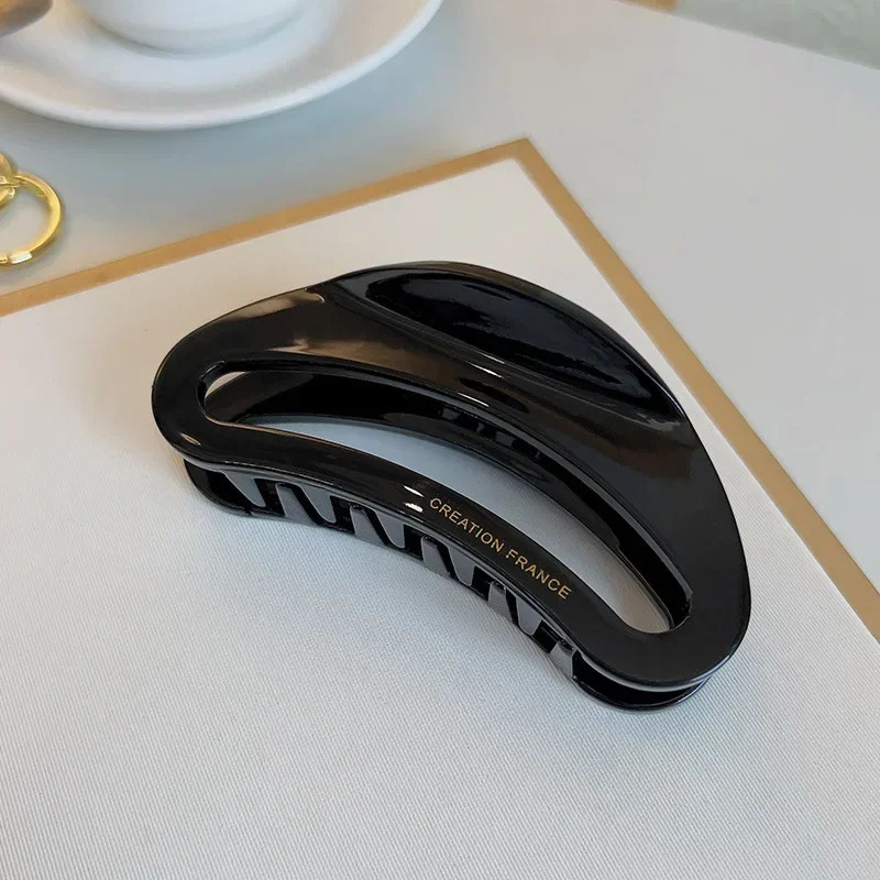 French Vintage Hollow Curved Large Hair Claw Acetate Claw Clips Leopard Print Crab Hair Clip for Women Hair Accessories 250103