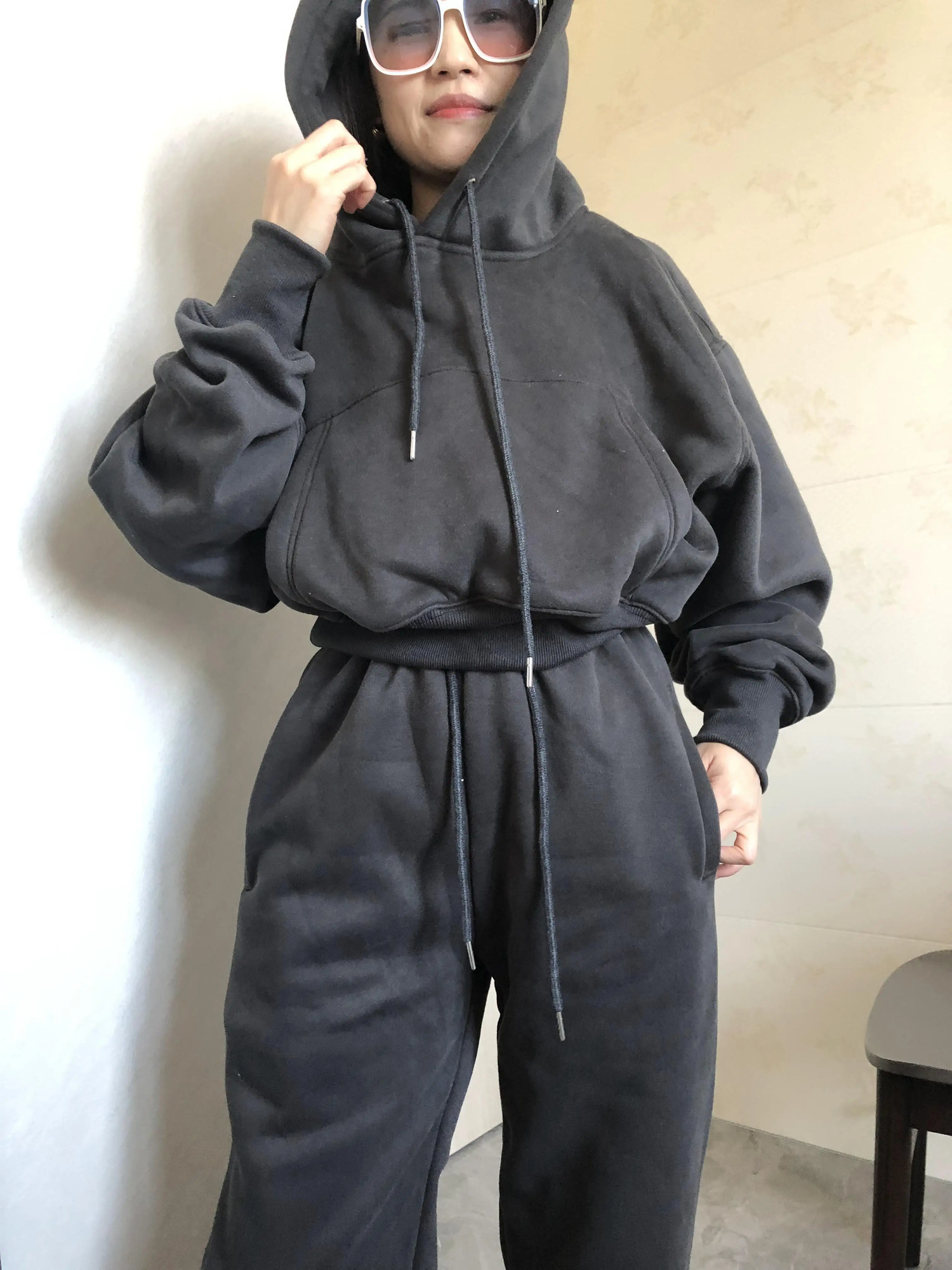 Wholesale Fleece Hoodie with Jogger Pant Sweat Suit Fall Winter 2 Piece Set Tracksuit Women Sports Outfit Two Solid Casual 250106