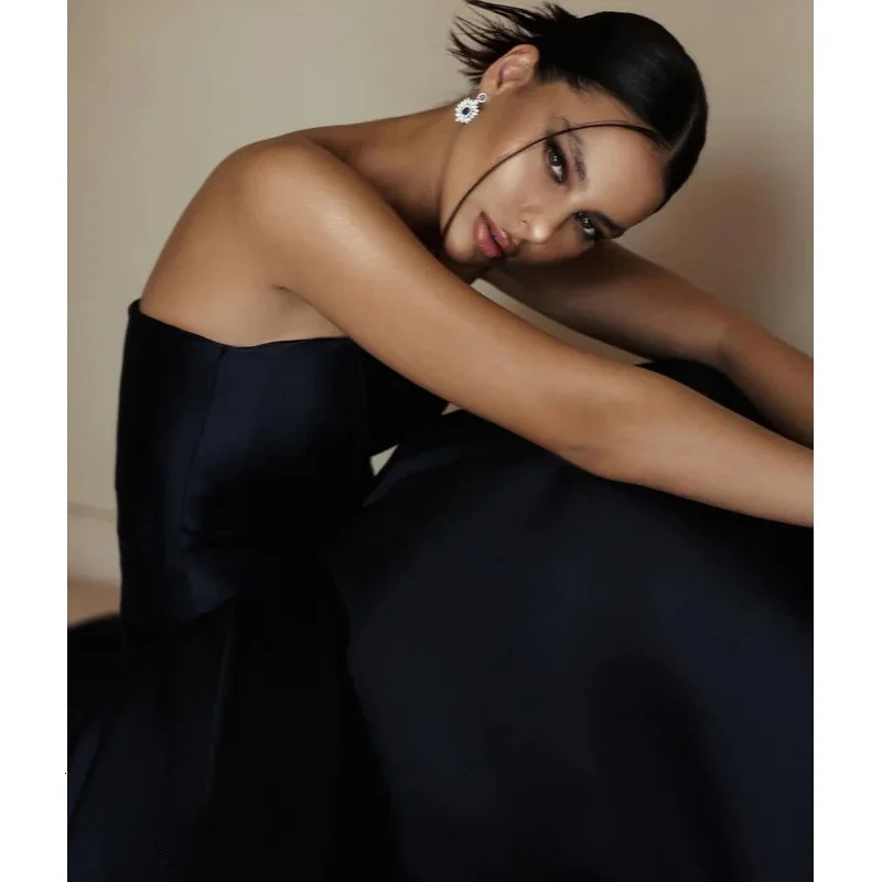 Indie Saudi Elegant Black Prom Gown Women Strapless ALine Party Evening Dress Floor Length Special Occasion Gowns customized 250106