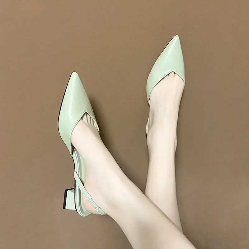 New Arrival New Matching Temperature Womens Single Shoes Solid Color Square Heel Corner Toe Shoes T250110