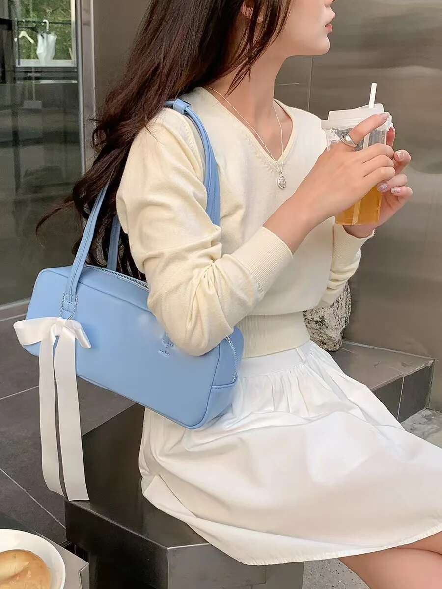 New Niche Design Bow Decorative Pillow Girls Cute Small Fresh Underarm Casual Simple Handbag Trendy Fashion Shoulder Bag
