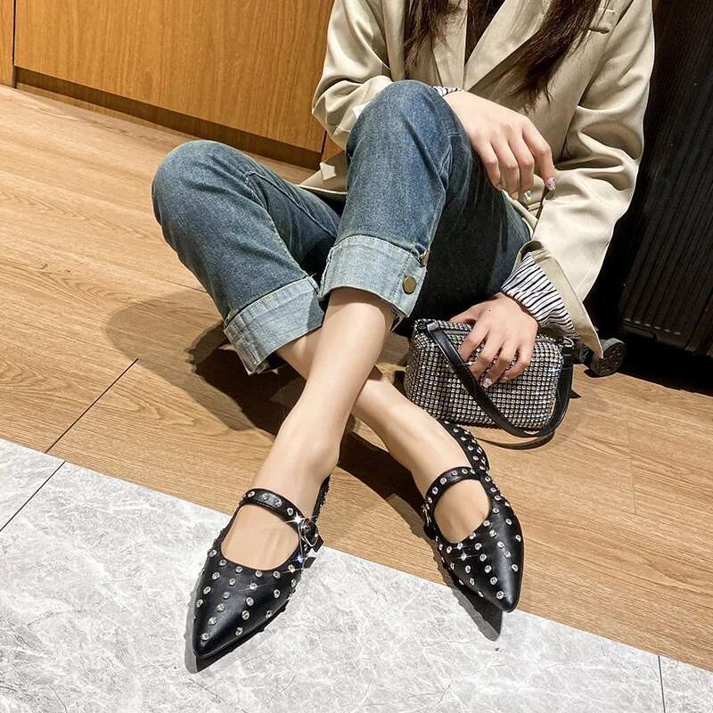 French Retro Riveted Mary Jane Single Spring Autumn Girls Pointed Flat Bottom Sweet Fairy Style Women's Shoes Size 34-43