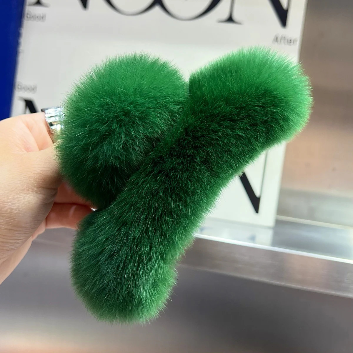 Winter Fuzzy Hair Claw Women Warm Fluffy Natural Rex Rabbit Fur Fashion Elegant Party Hair Claws 250103