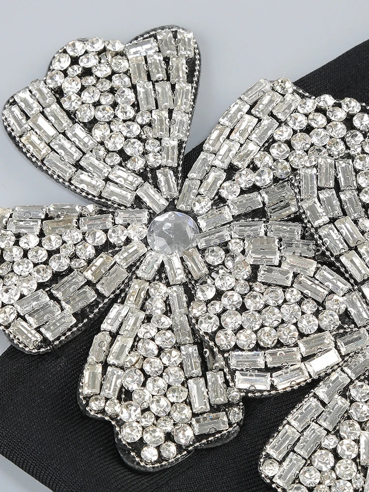 Sexy Long Sleeves Bandage 2Piece Sets Women Turtleneck Shiny Diamonds Flower Top Bodycon Mini Skirts Suits Evening Party Set 250106