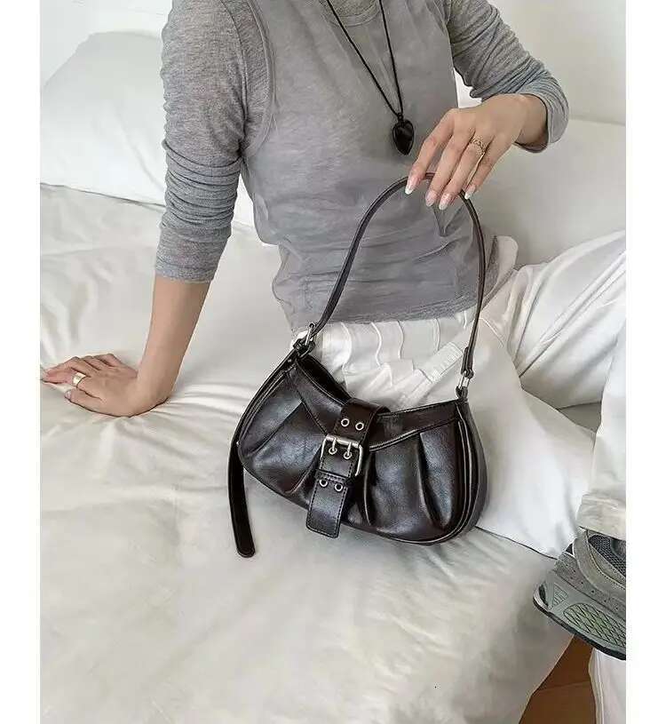 Urious Retro Armpit Exquisite And Versatile Hot Girl Niche Design Pleated Crescent High-End Fashion Shoulder Bag