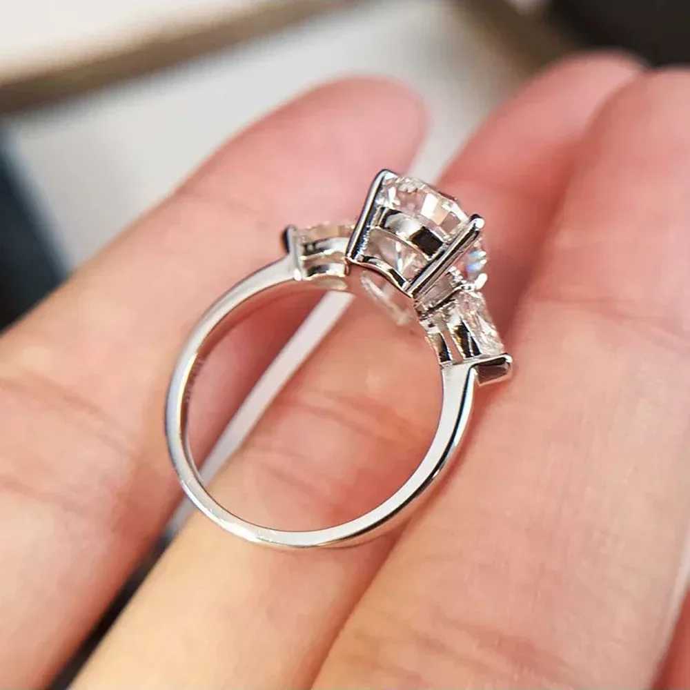 3-carat Water Drop She Moissanite Womens Engagement Ring 925 Pure Silver Pear Cut D-Color Diamond Wedding Ring W250109