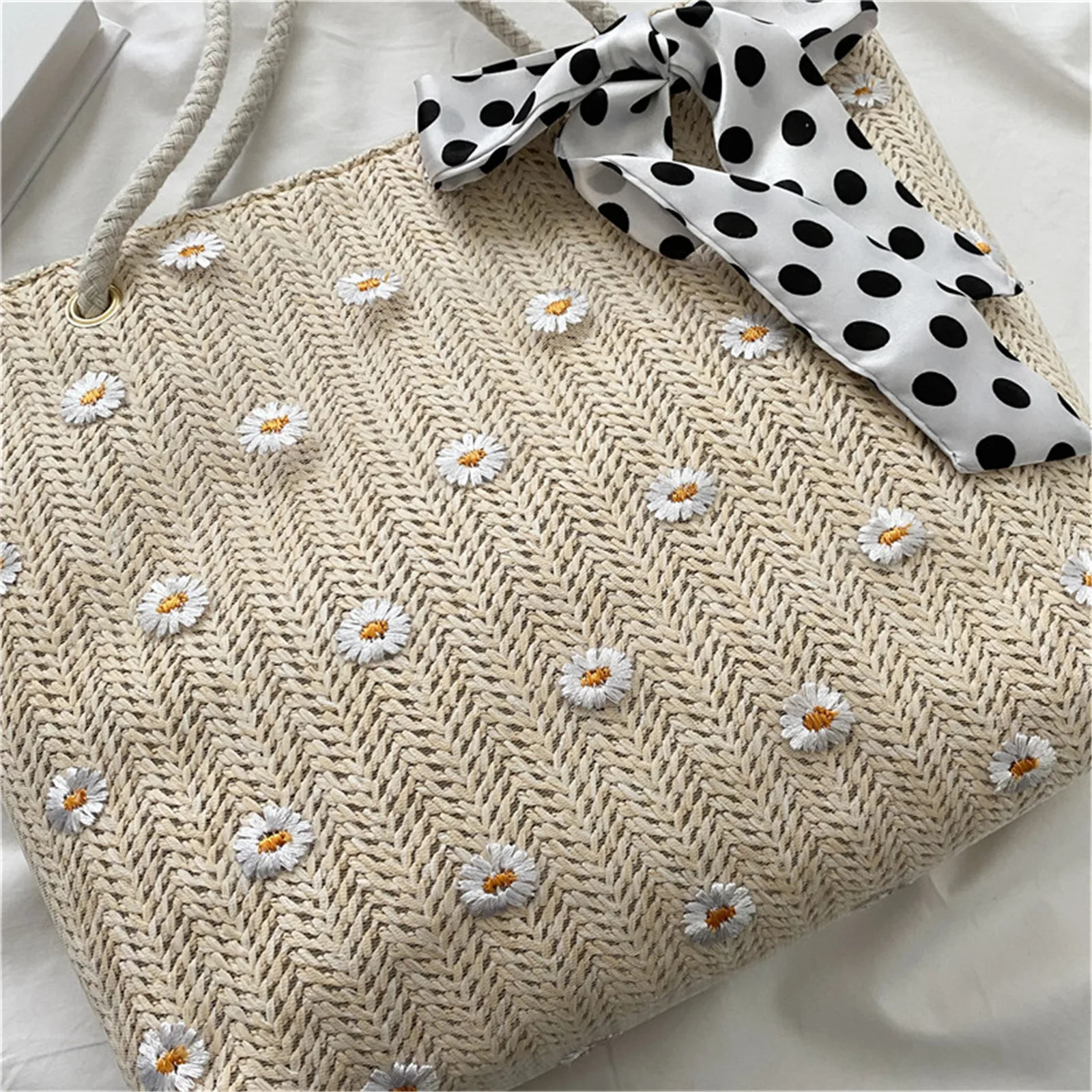 Straw Braided Silk Scarf One-shoulder Handbag Ladies Solid Large-capacity Fashion Simple Handbags Summer Travel Beach Bag 250106