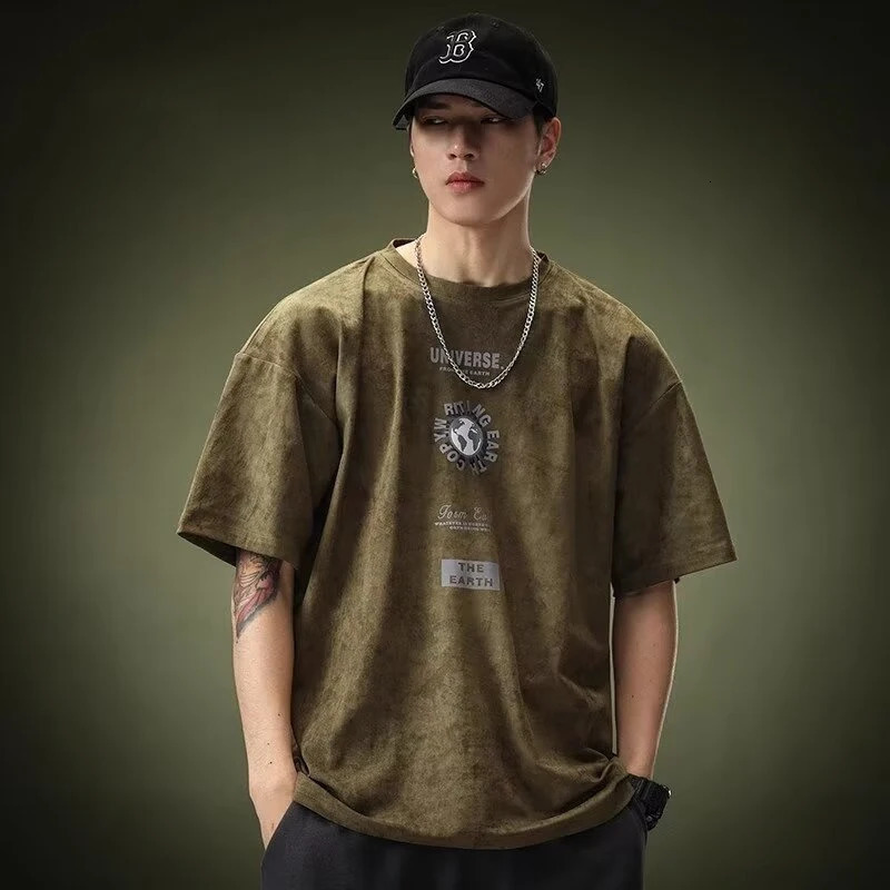 Summer Graphic Printed Suede Short Sleeve Tshirt For Men Y2K Streetwear Oversized Tee Shirts Hip Hop ONeck Tops 250106