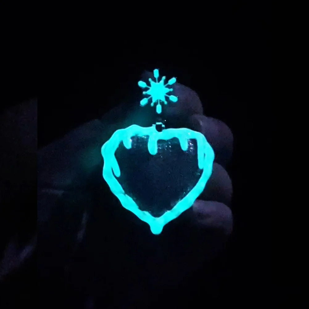 Twin Flame Heart Pendant Fluorescent Necklace For Women Iced Out CZ Personalized Glow in the Dark Fashion Hip Hop Jewelry 250109