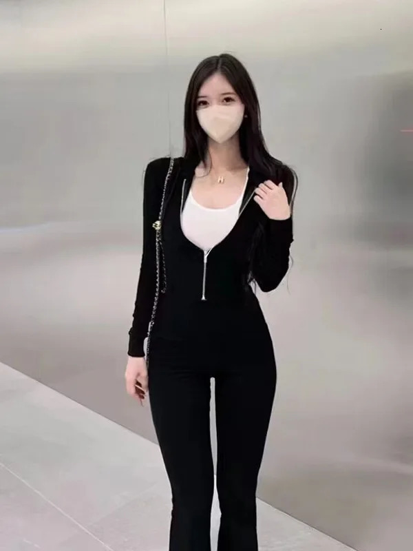 WOMENGAGA Korea Slim Sexy Short Cardigan Long Sleeved Hoodieflared Sports Pants Twopiece Set For Women FJJ8 250106