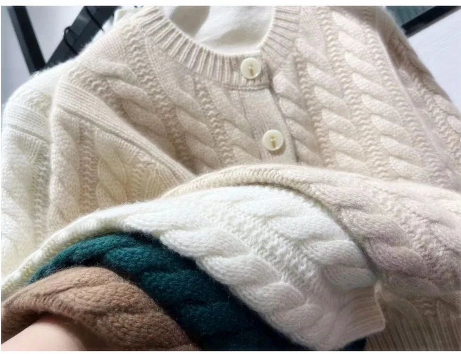Autumn Long Sleeve Solid Color Singlebreasted Loose Knitted Cardigan Fashion Sweater Coat Women Female Casual Short Tops 250108