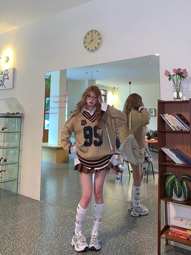 Oversized Korean Preppy Style Letter Print Loose Sweater Women Fashion VNeck n Straight Top Autumn Winter Elegant Pullover 250108