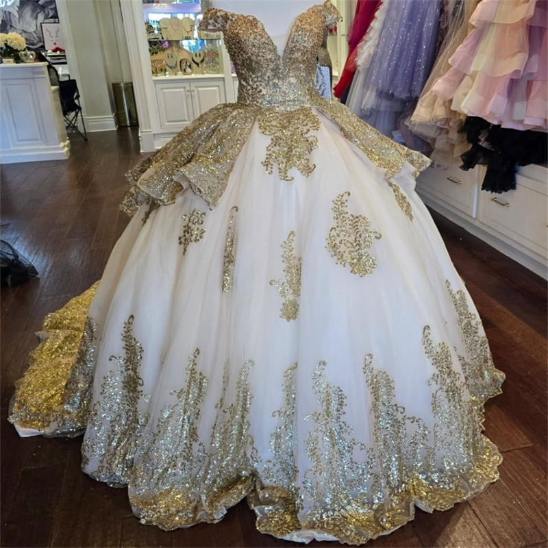 Glitter Beige Sequined Quinceanera Dresses 2025 Sparkly Cap Sleeve Ruffle Gold Applique Sweet 16 Dress Vestidos 15 Xv Anos De Gala Beaded Luxury Fifte