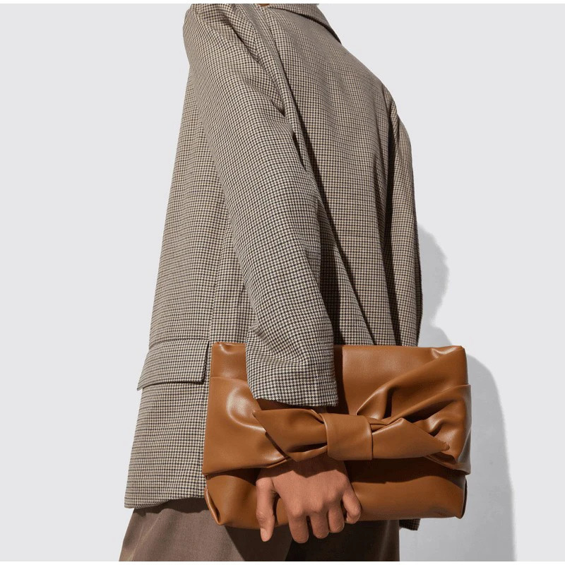 Classic Bow-decorated Clutch Bag Underarm Bag Simple Commuting Large-capacity Female Grace Evening Bag Exquisite Lipstick Purse 250106