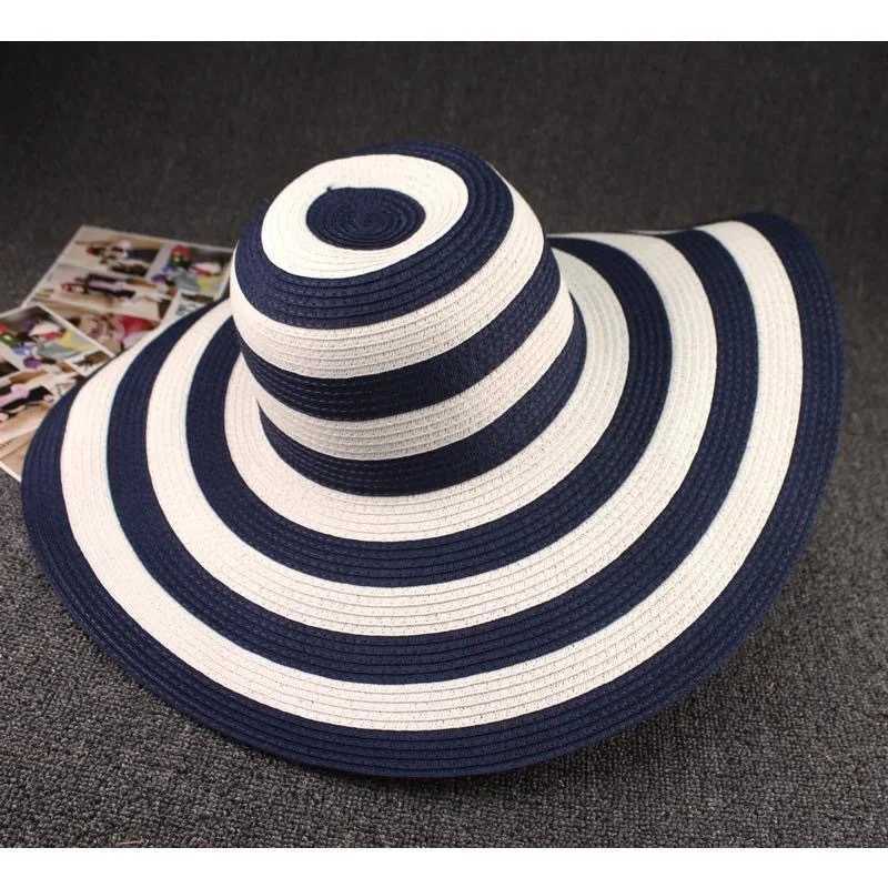 Straw Hat Fem Summer Beach Big Edge Korean Edition Straw Hat Foldable Black and White Striped Sun Hat Visor Panama Hat X250109