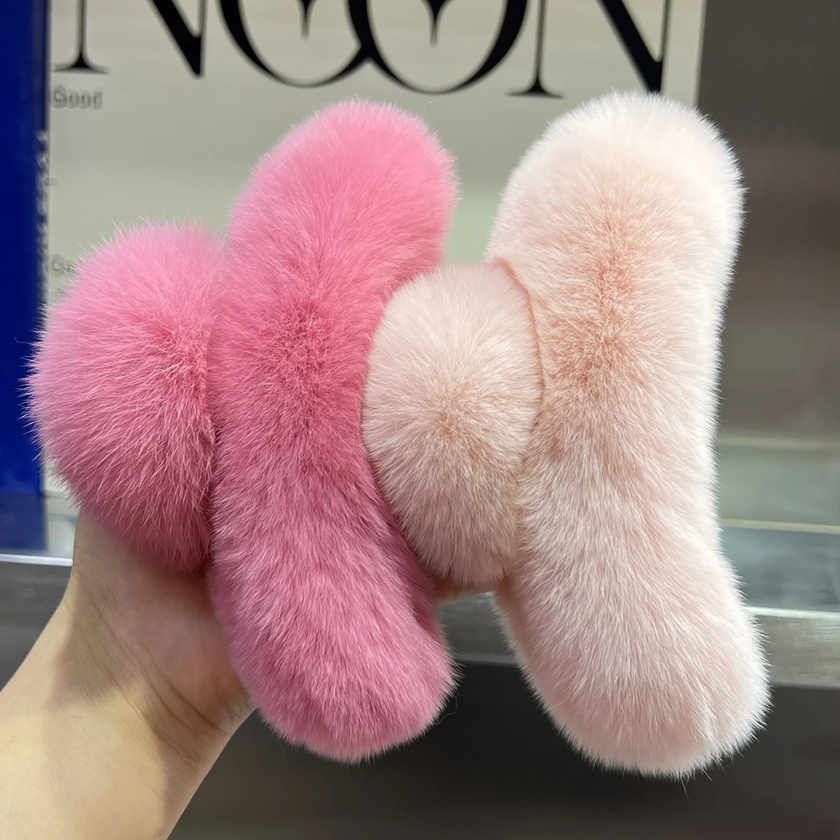 Winter Fuzzy Hair Claw Women Warm Fluffy Natural Rex Rabbit Fur Fashion Elegant Party Hair Claws 250103