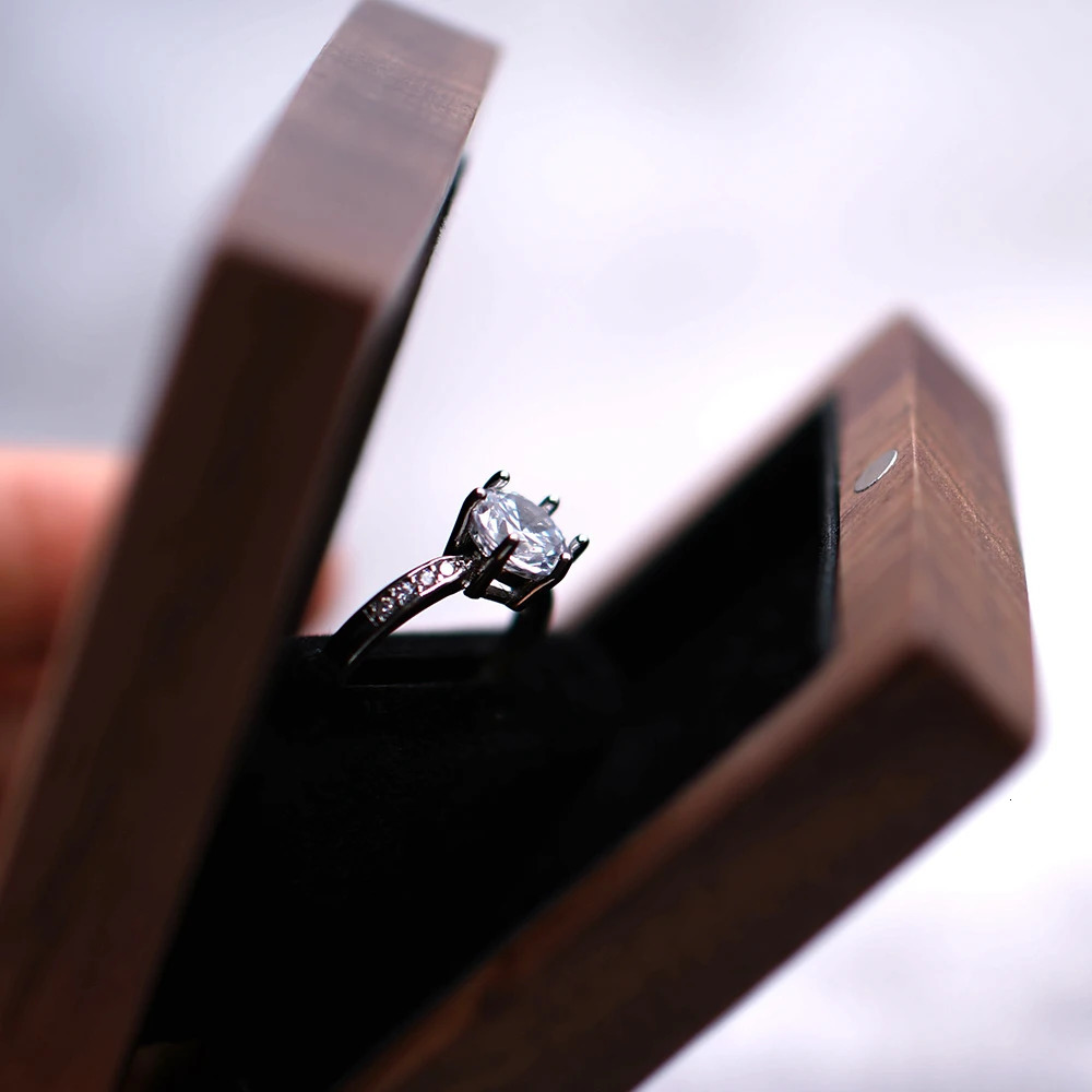 Wedding ring box for wedding ceremony Set Holder For Women Men Personalized I love you Engagement Valentine Birthday Gift Case 250106