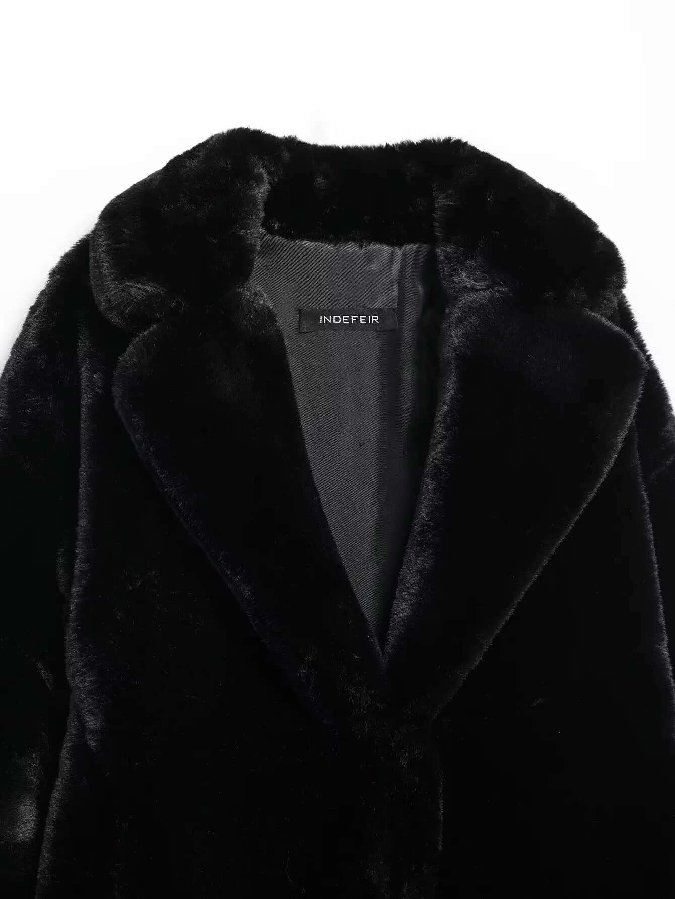 TRAFZA Women Fall Winter Faux Fur Lapel Mid Length New 2025 Fashion Elegant Romantic High Street Vintage Loose Coat