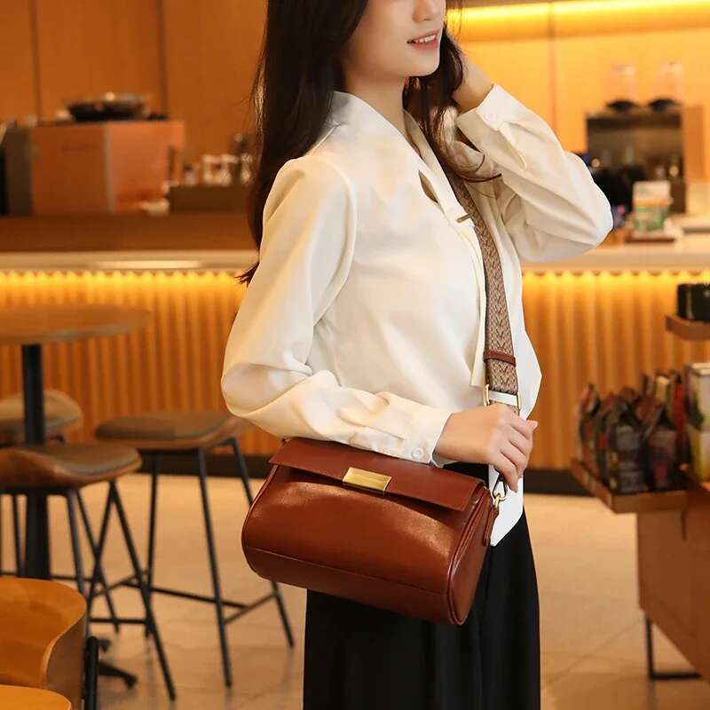 Crossbody Genuine Leather Patent Vintage Messenger Cowhide For School Large Capacity Women's Fashion Bag 2024 Polyester Soft Red