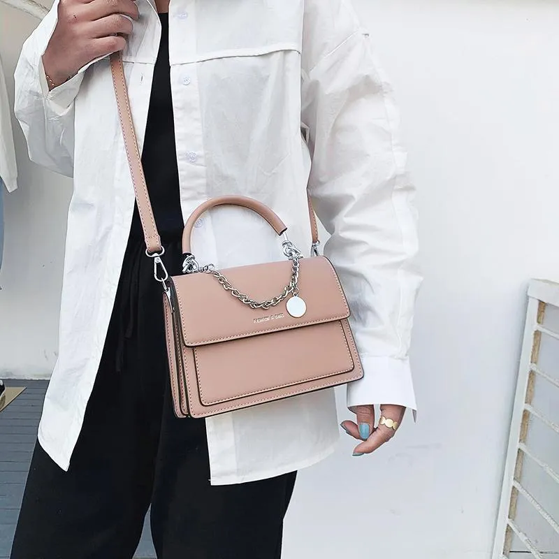 Chic Women's PU Shoulder Bag Versatile Fashion Accessory for Any Occasion