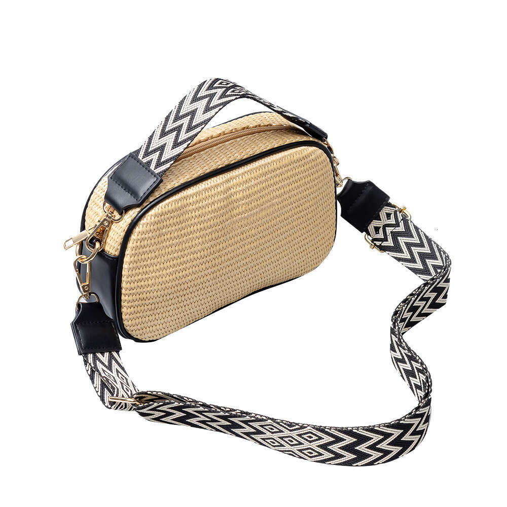 European And American Shoulder Commuting Small Square Bag Niche Design High-End Grass Woven Bags